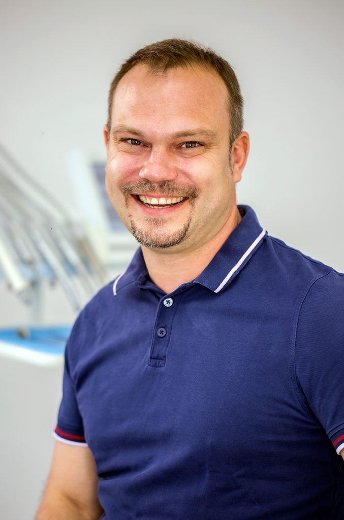 Florian Schwindler, Dr. med. dent.​ Zahnarzt Oberviechtach, Schwandorf